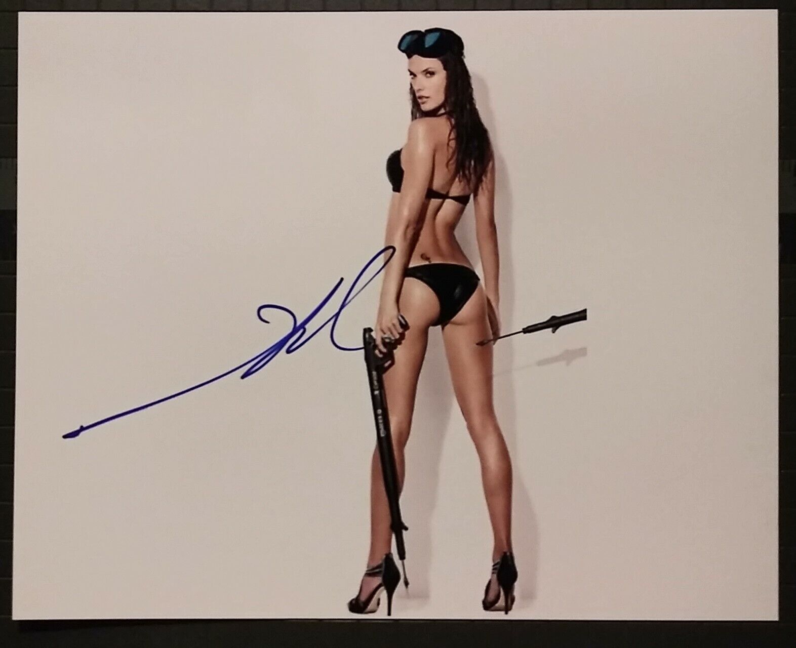 Alessandra Ambrosio signed 8x10