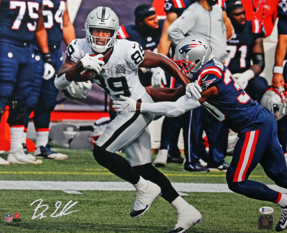 Bryan Edwards Signed LV Raiders 16x20 Catch Vs Patriots FP Photo Poster painting- Beckett W Auth