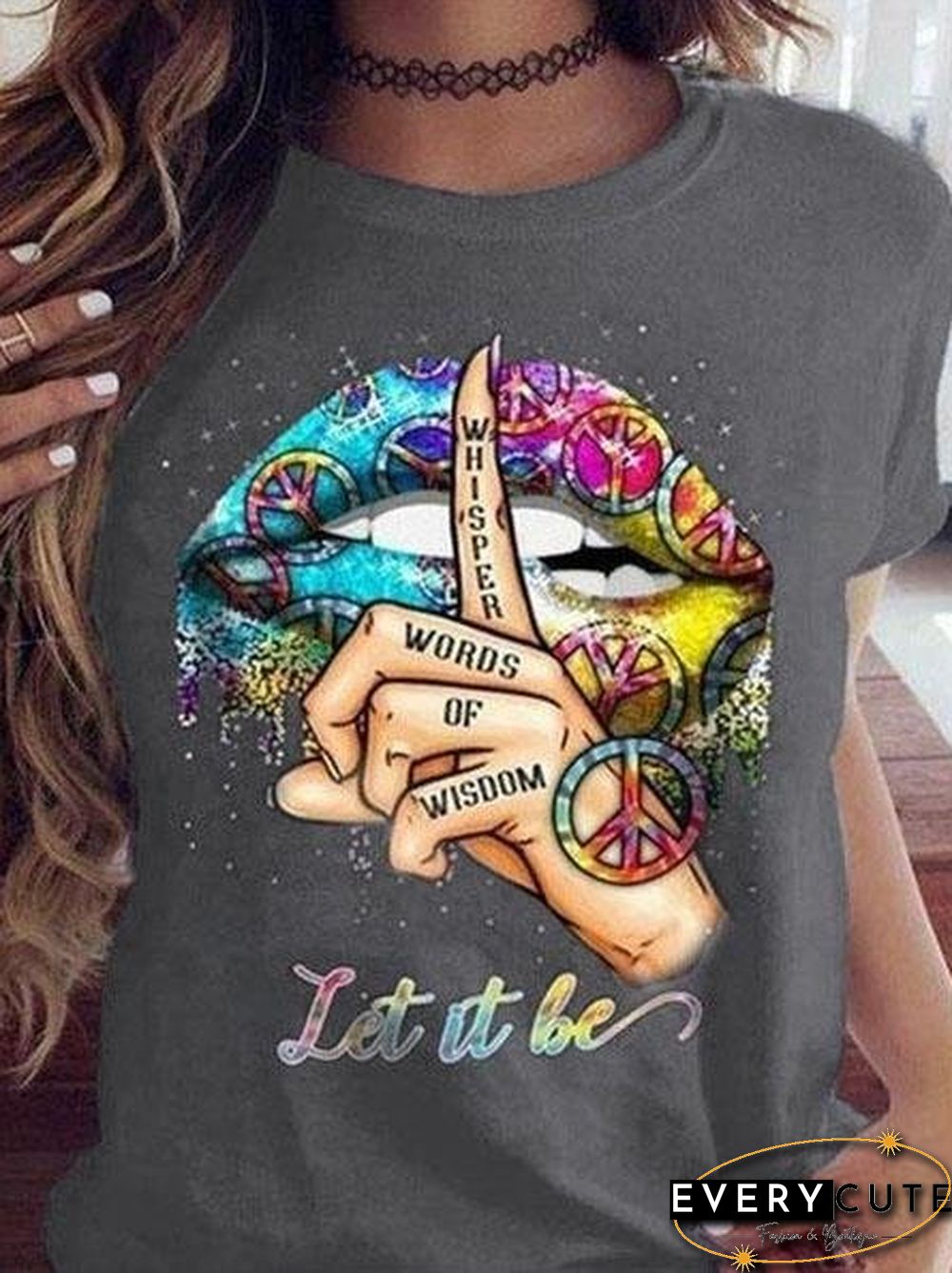 Shut Up Gesture Lips Print Round Neck Short Sleeve T-Shirt