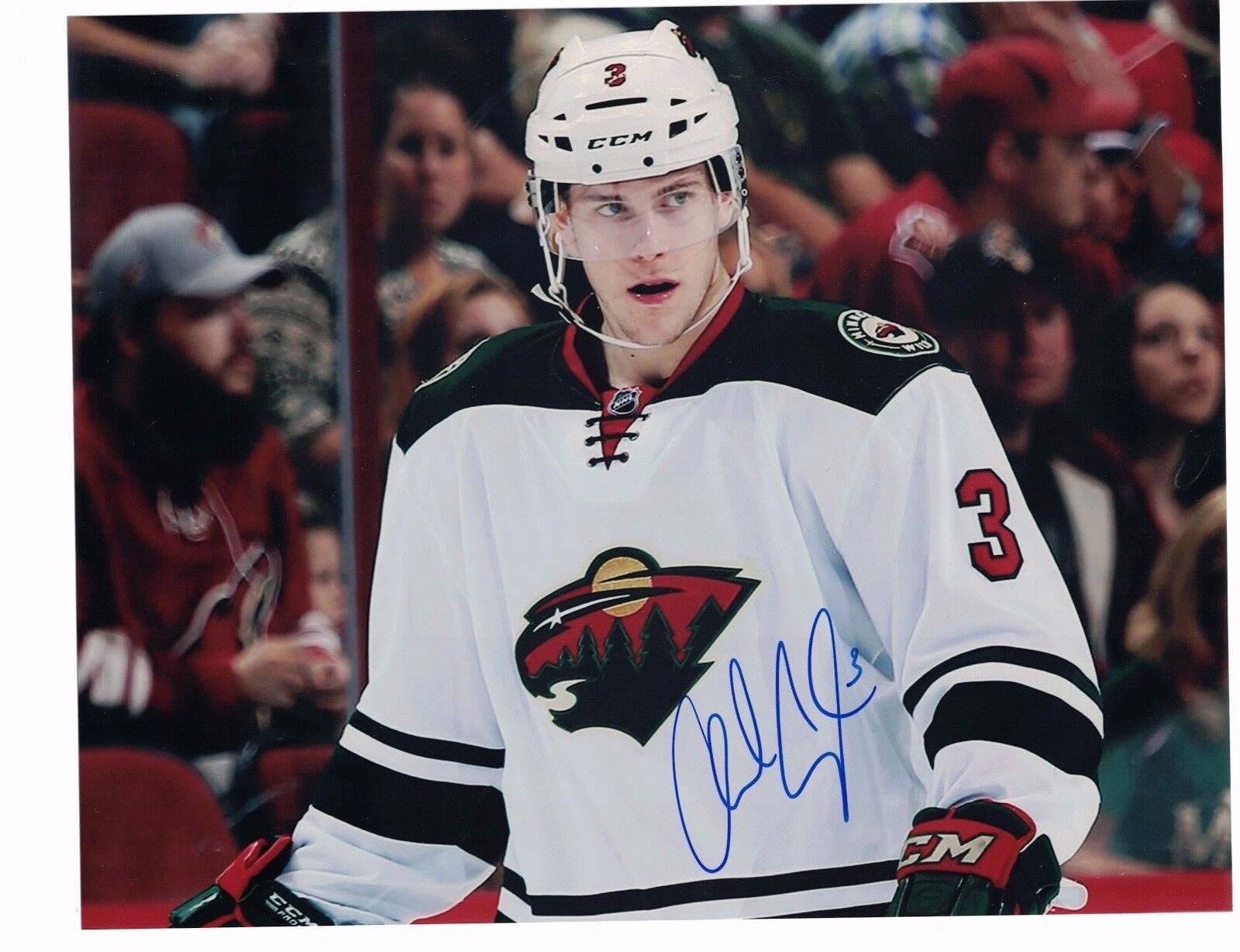 Charlie Coyle Minnesota Wild Bruins Signed 8 x 10