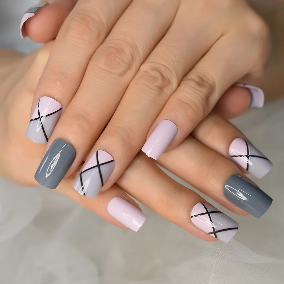Grid Pink Gray Black Mixed Simple Desgins Nail Art Full Cover Press On Fake Nail Manicura Acrilico Acrylic Square Medium Nails-Nail Inspo