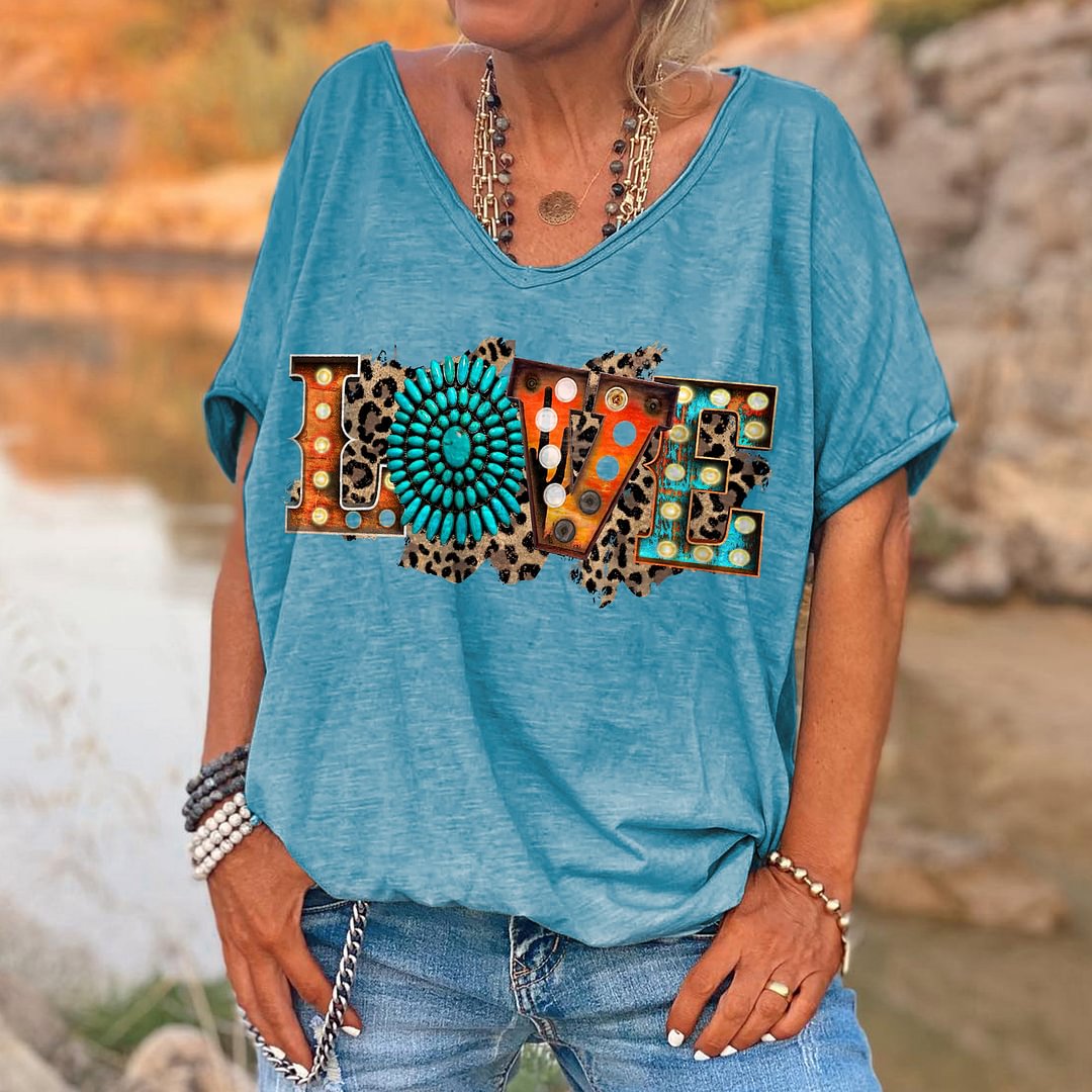 Turquoise Love Printed Women's T-shirt