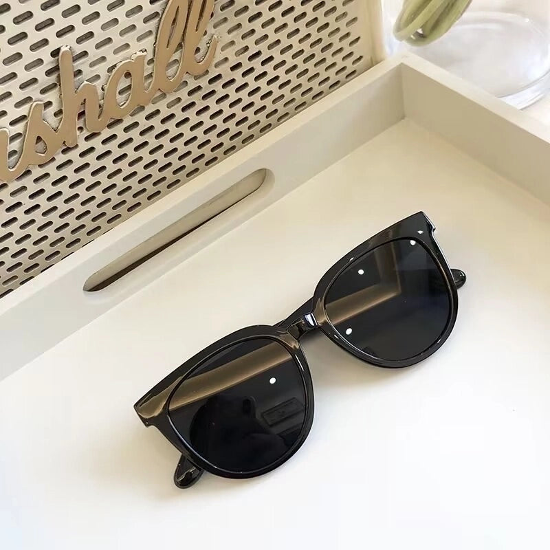 Minimalist Solid Color Pc Round Frame Full Frame Women’s Sunglasses