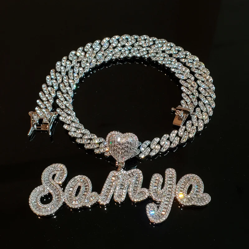 Custom Name Iced Out Heart Pendant Necklace-VESSFUL
