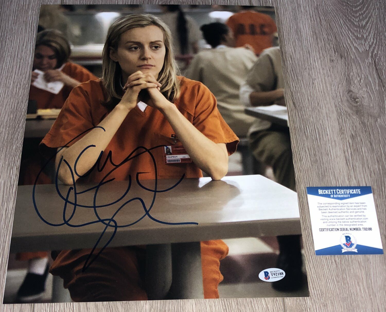 TAYLOR SCHILLING SIGNED ORANGE IS THE NEW BLACK 11x14 Photo Poster painting w/PROOF BECKETT BAS