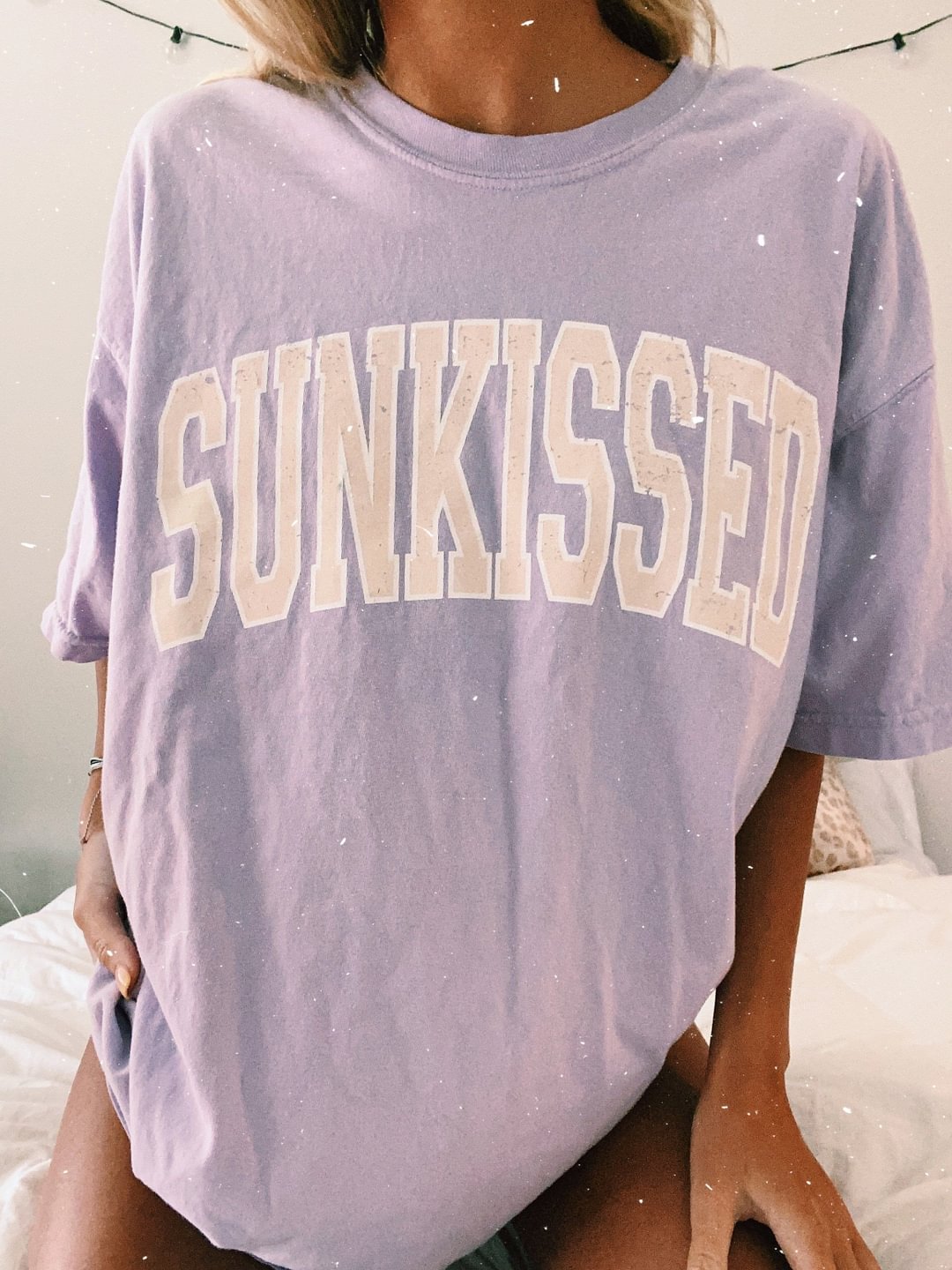 SUNKISSED TEE - Lilac August Lemonade August Lemonade