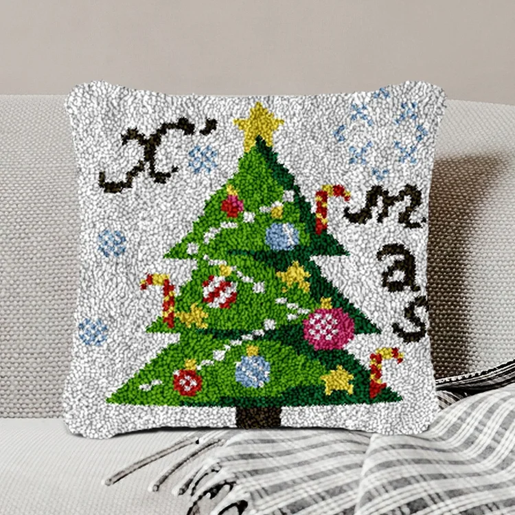 Christmas Tree Pillowcase Latch Hook Kits for Beginners veirousa
