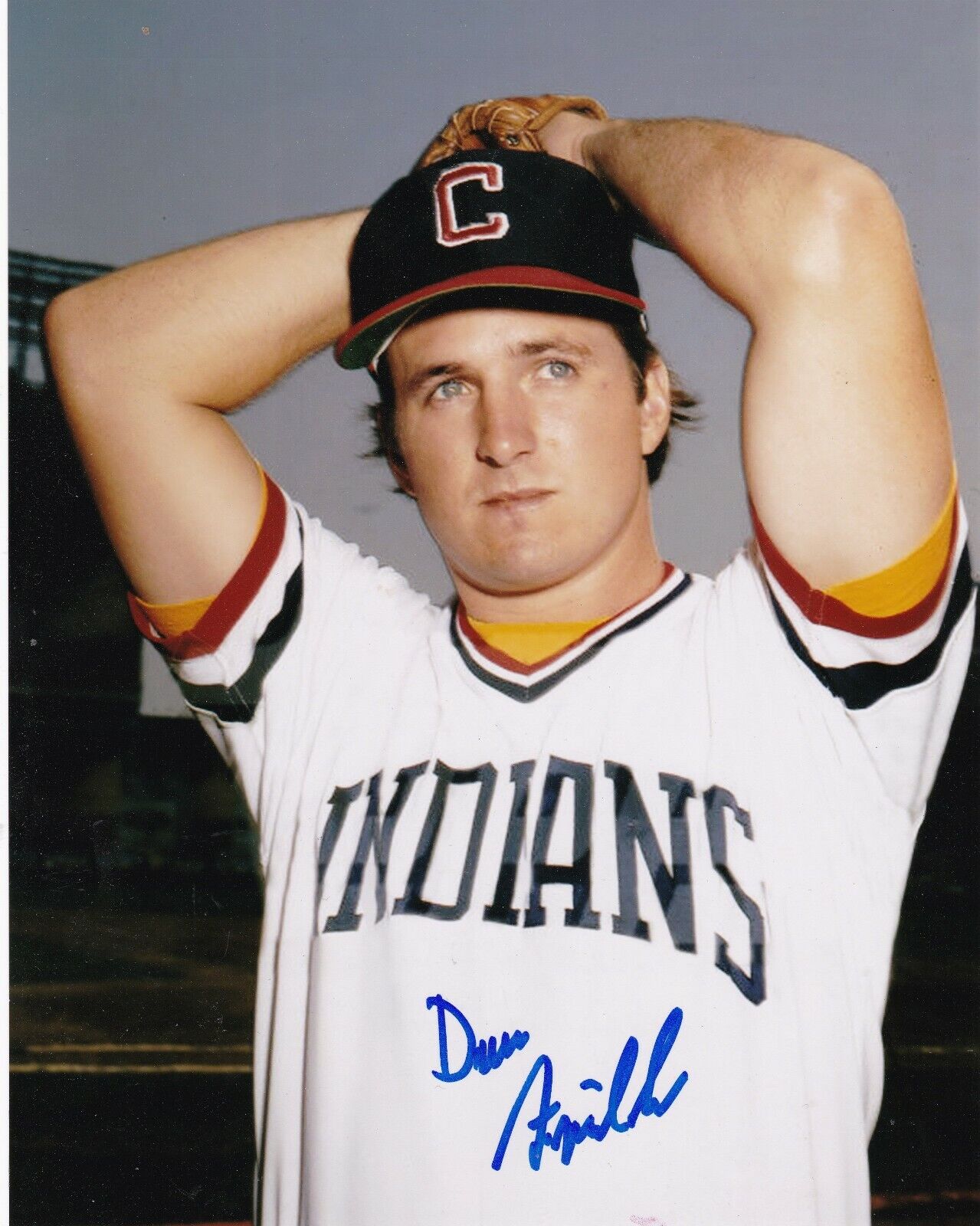 DAVE FREISLEBEN CLEVELAND INDIANS ACTION SIGNED 8x10