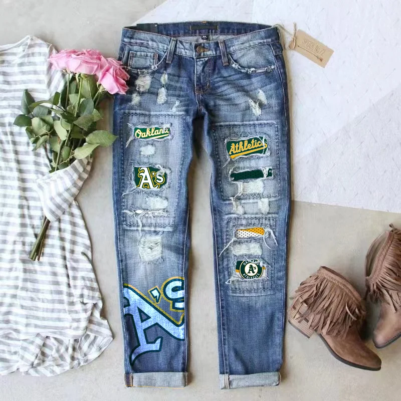 STRETCH RIPPED FRAYED RAW HEM DISTRESSED DENIM JEANS WITH HOLE