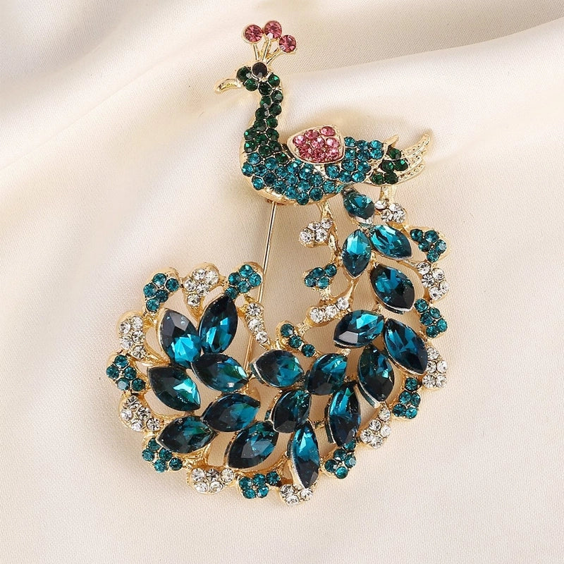 Peacock Senior Brooch Fashion Animal Corsage Cute Alloy Pin Clothing Accessories Gift Jewelry