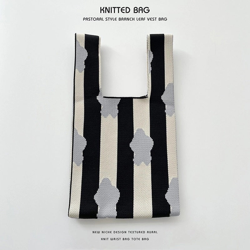 Women’s Medium Knit Letter Flower Cute Vintage Style Square Open Handbag