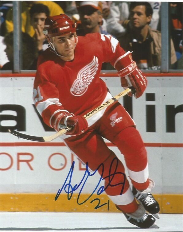 Detroit Red Wings Adam Oates Autographed Signed 8x10 Photo Poster painting COA