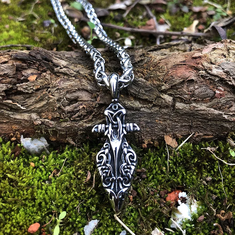 Coutureaura Odin Raven Spear Gungnir Necklace