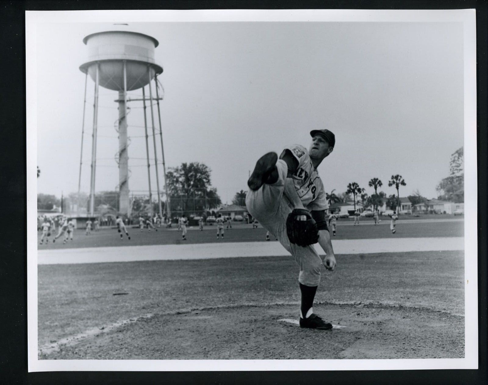 Warren Spahn Press Wire Photo Poster painting Donald Wingfield The Sporting News New York Mets