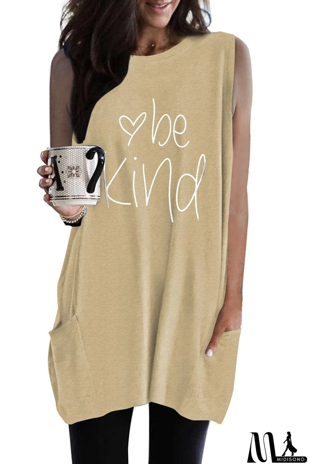 MidiSono - be kind Letters Graphic Tank with Pockets
