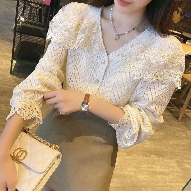 French Sweet Lace Stitching Blouse Women Hollow Out Flower Women's Shirt Loose V Neck Long Sleeve Crochet Elegant Tops 17249