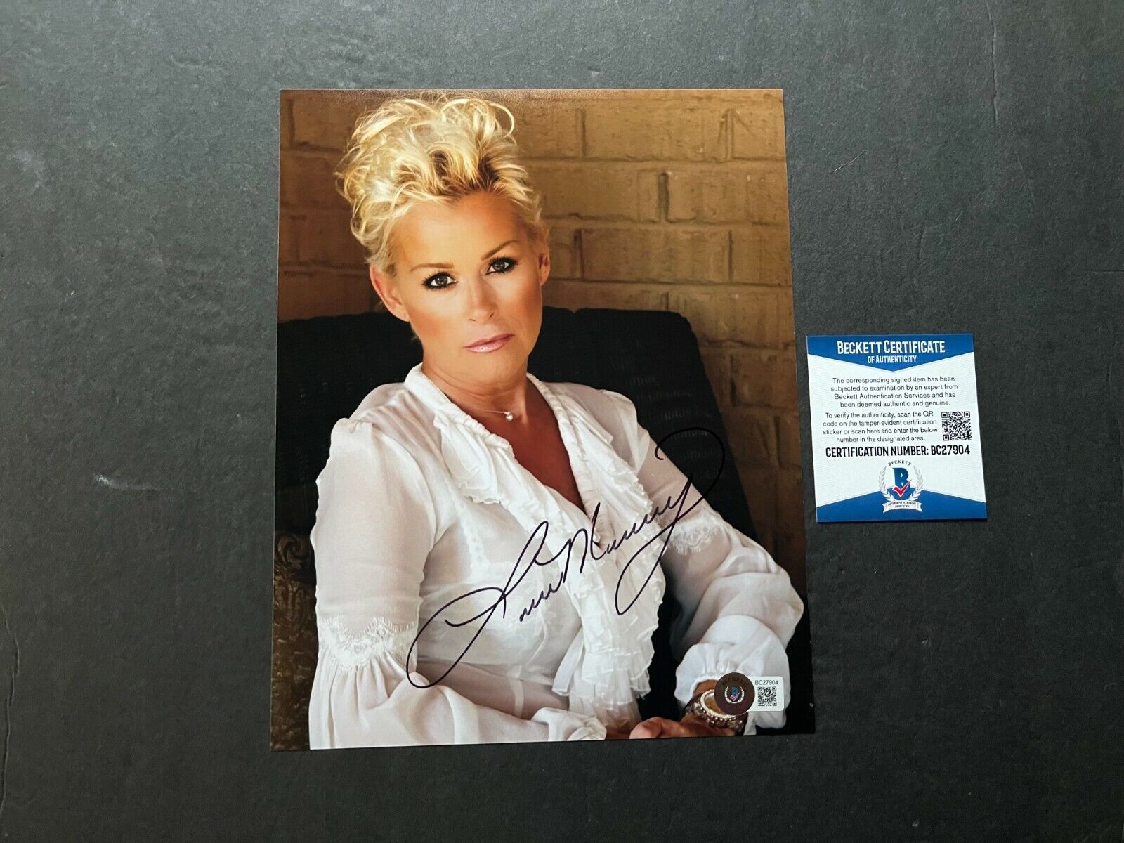 Lorrie Morgan Hot! signed autographed sexy country 8x10 Photo Poster painting Beckett BAS Coa