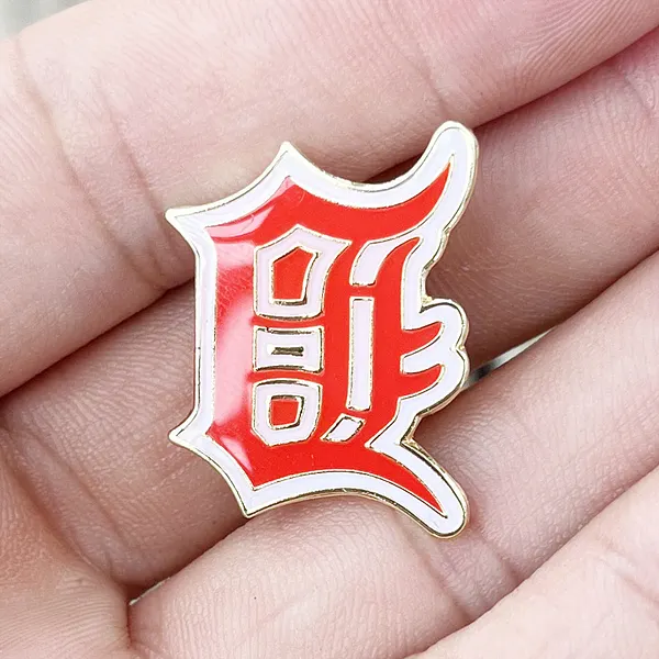 Foto del pin Cheerful Team Shield