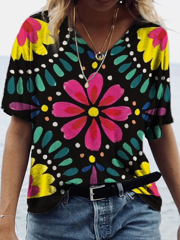 Wearshes Mexican Ethnic Flower V Neck Short Sleeve T Shirt