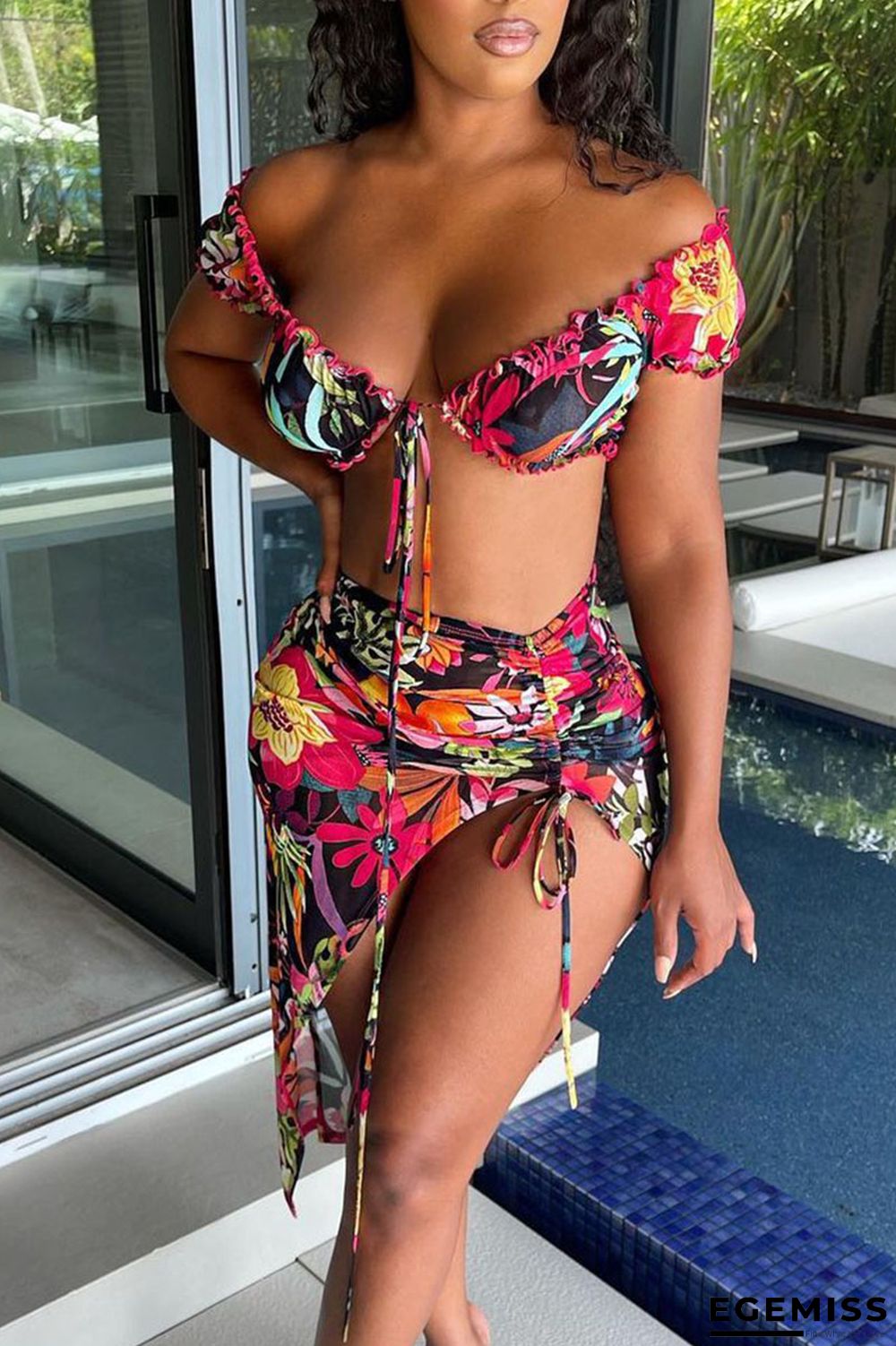 Red Sexy Sweet Print Bandage Patchwork V Neck Short Sleeve Two Pieces | EGEMISS