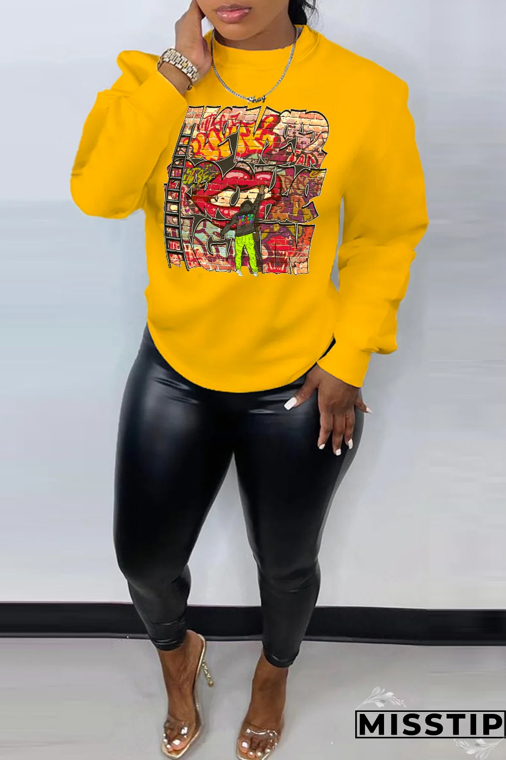 Blue Street Vintage Print Patchwork Letter O Neck Tops