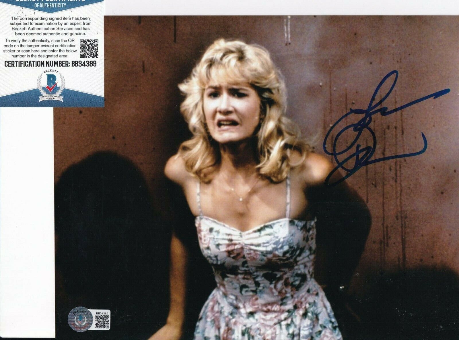 LAURA DERN signed (WILD AT HEART) Movie 8X10 Photo Poster painting BECKETT BAS BB34389