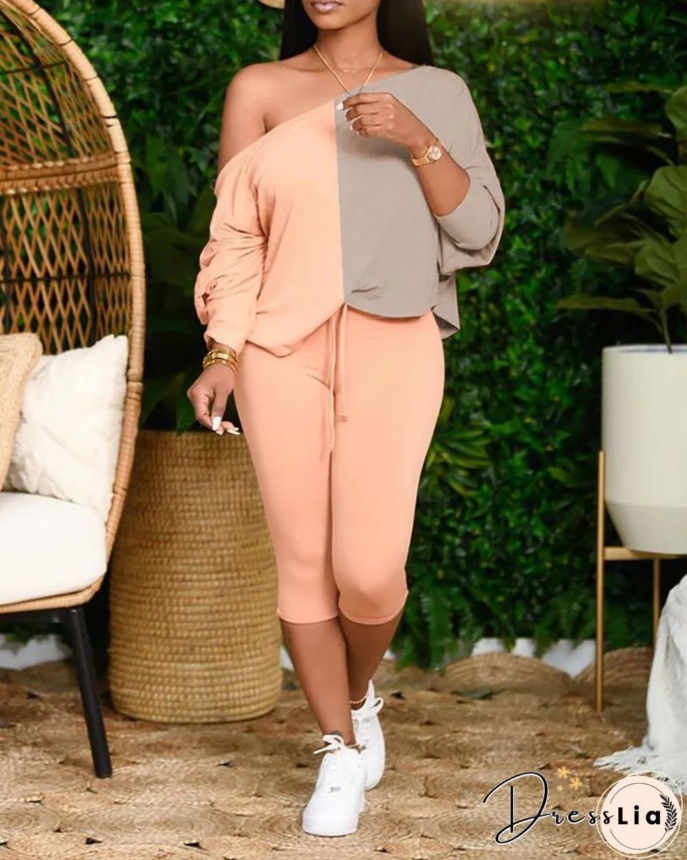 Long Sleeve Colorblock Top & Drawstring Pants Set