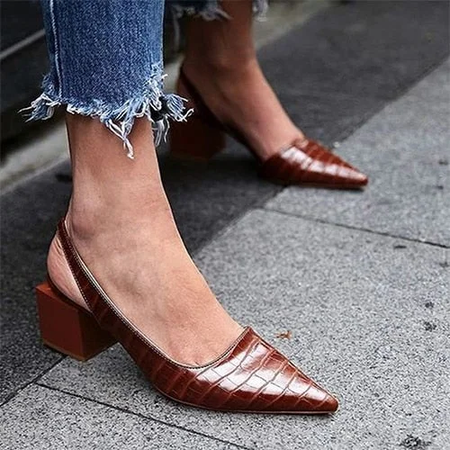 Women Pointed Toe Vintage Sandals Ladies Square Med Heels Women's Slip On PU Leather Shoes Female Summer Party Pumps Plus Size 106
