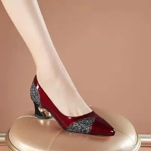 Churchf Churchf Wenzhou Autumn New Soft Leather Single Shoes Women's Thick Heel Wine Red Pointed Leather Shoes In The Heel Paint