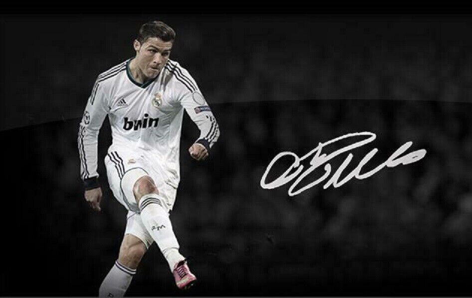 Cristiano Ronaldo Autographed Signed 8x10 Photo Poster painting REPRINT