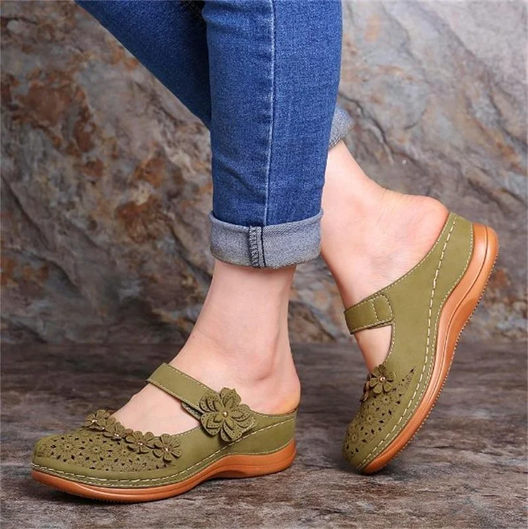 Vanccy Women Comfy Slip-on Shoes QueenFunky
