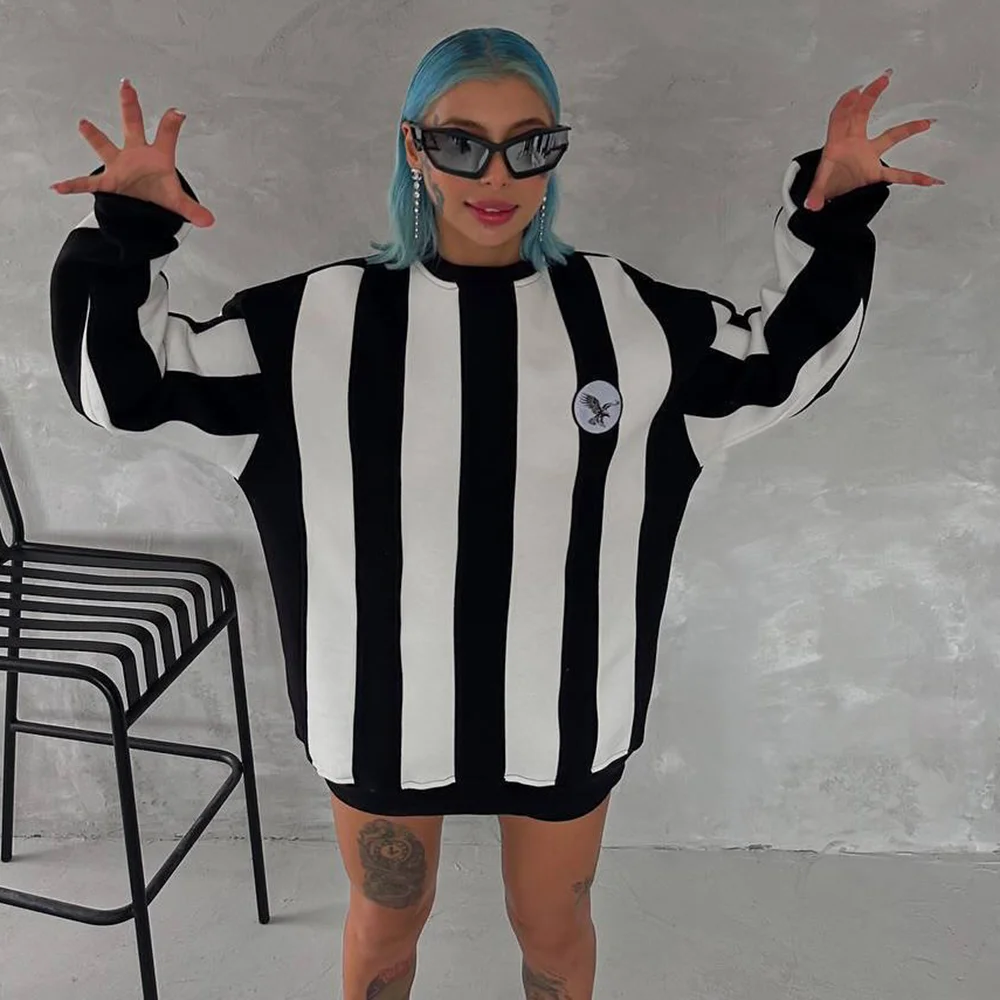 Oversized Unisex Stripe Print Casual Contrast Sweatshirt
