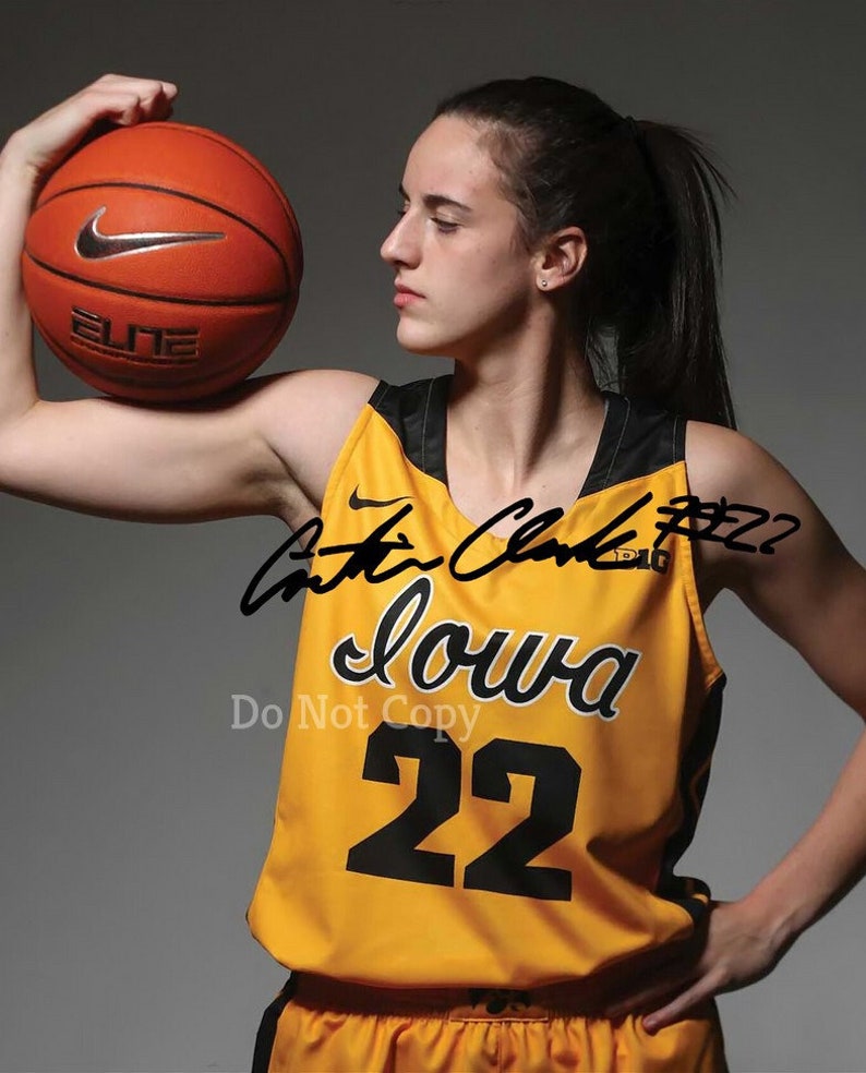 Caitlin Clark Signed Photo Poster painting 8X10 rp Autographed Picture Iowa Hawkeyes