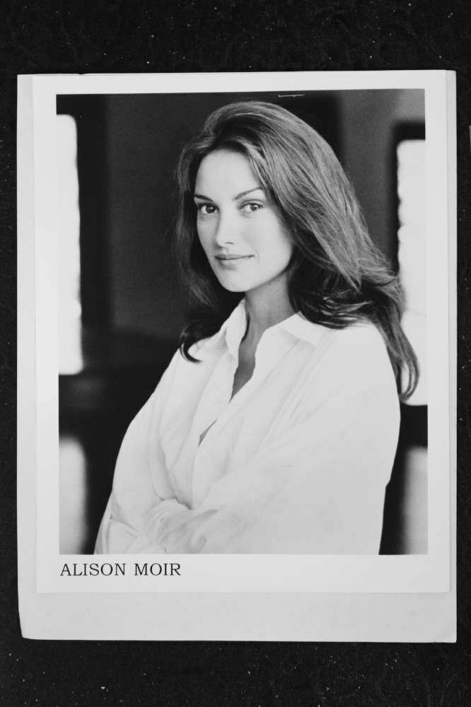 Alison Moir - 8x10 Headshot Photo Poster painting w/ Resume - Exit To Eden