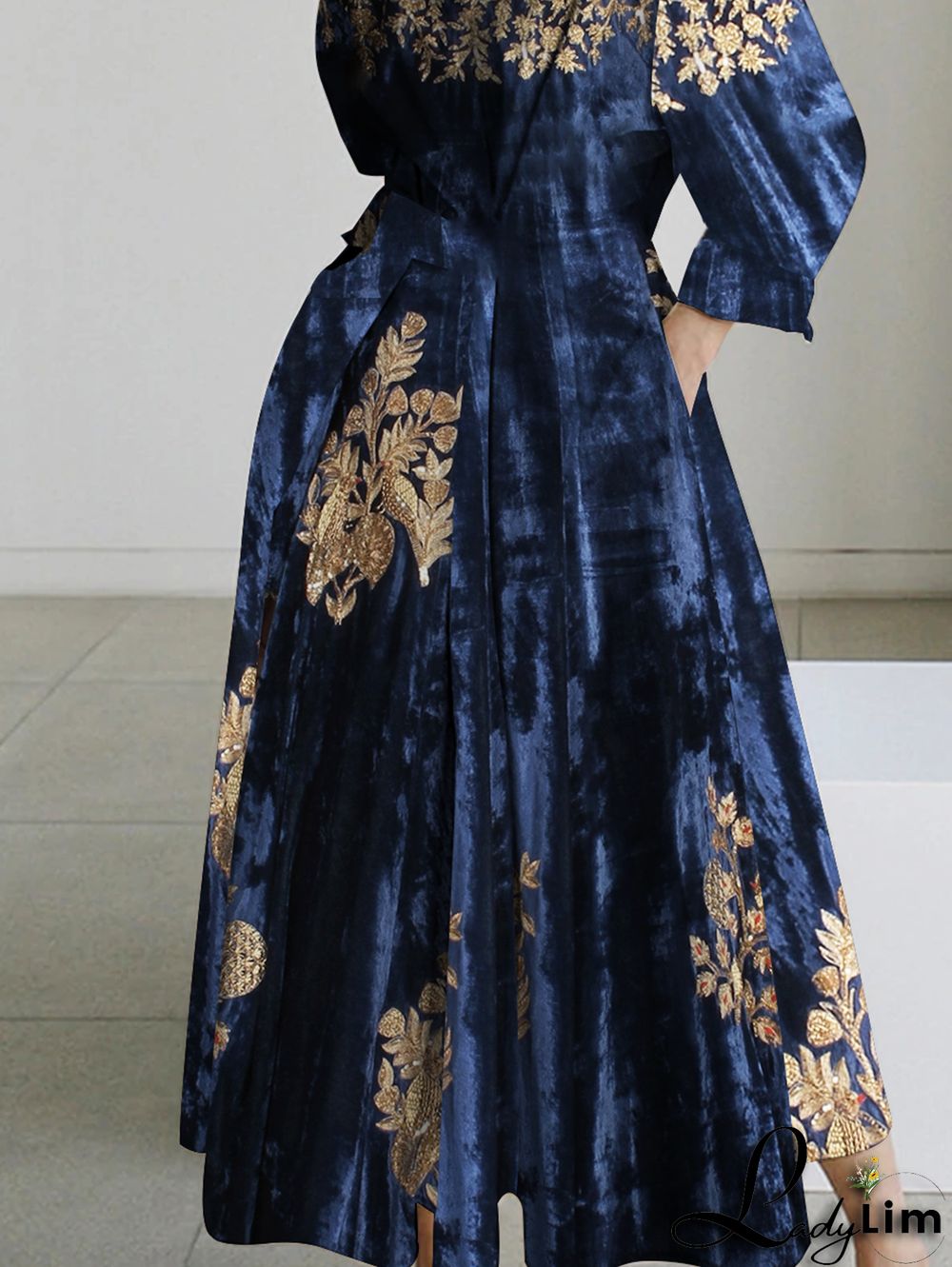 UR Daily Long Sleeve Stand Collar Floral Velvet Midi Dress