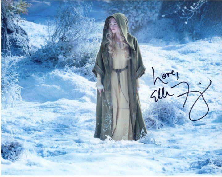 ELLE FANNING signed autographed 8x10 MALEFICENT AURORA Photo Poster painting