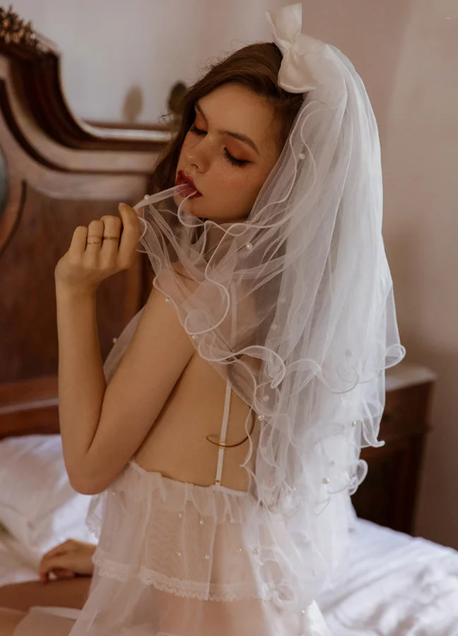 BRIDAL VEIL