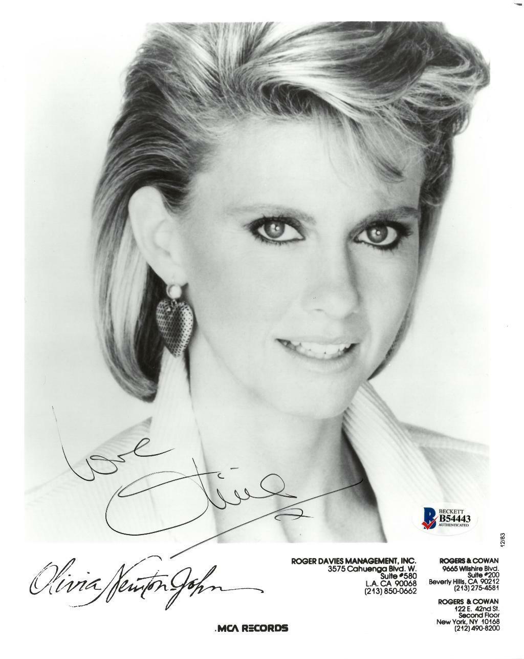 Olivia Newton-John Signed Authentic Autographed 8x10 B/W Photo Poster painting BECKETT #B54443