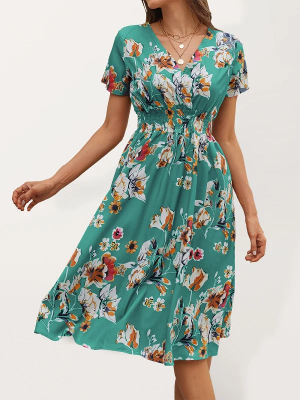 Midi Dress Styling Tips for Older Ladies: Flattering Looks for Every Occasion