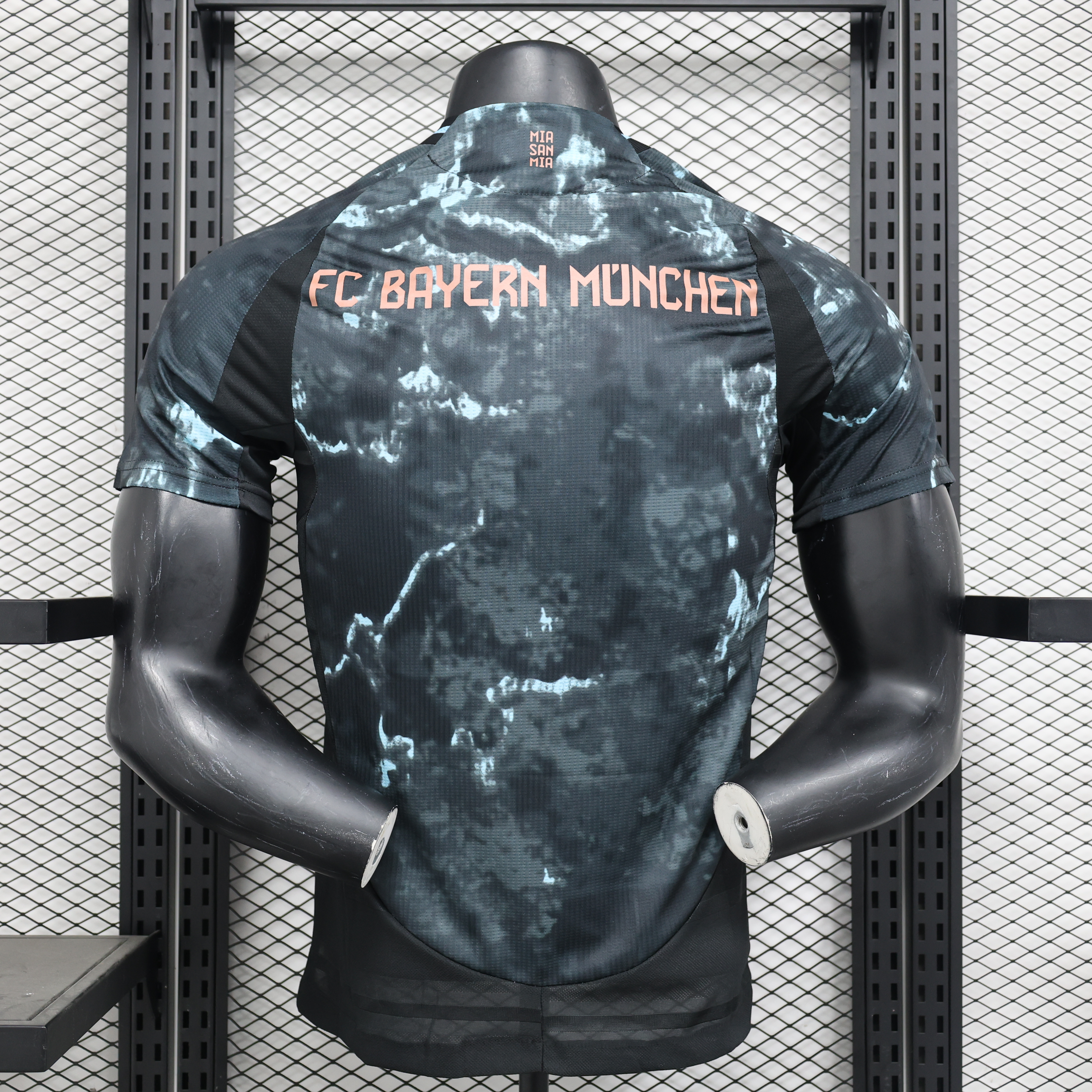 24/25 Bayern Munich Away Player Version Football T-Shirt Thai Quality