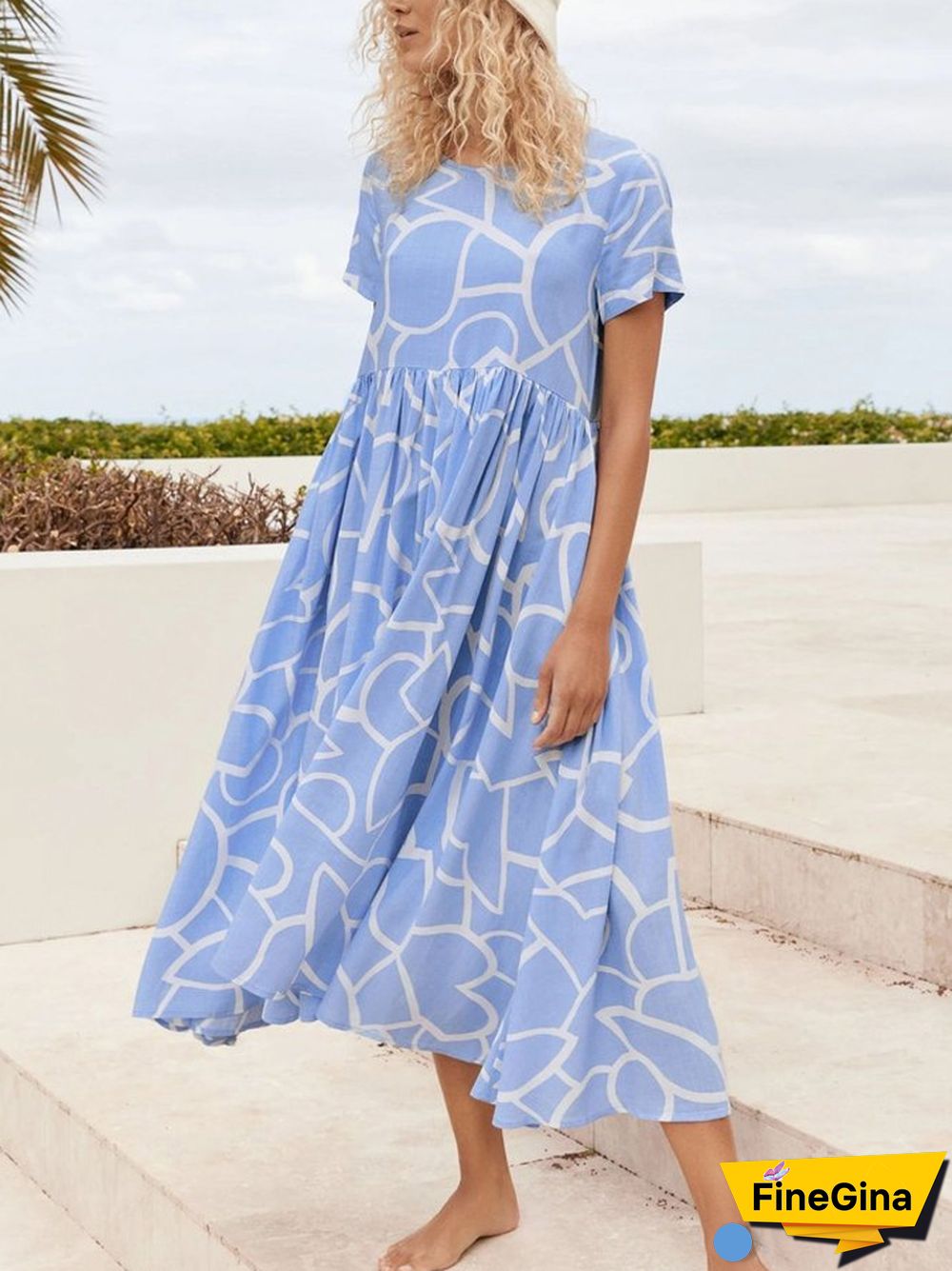 Women's Temperament Round Neck Short Sleeve Beach Loose Big Swing Dress