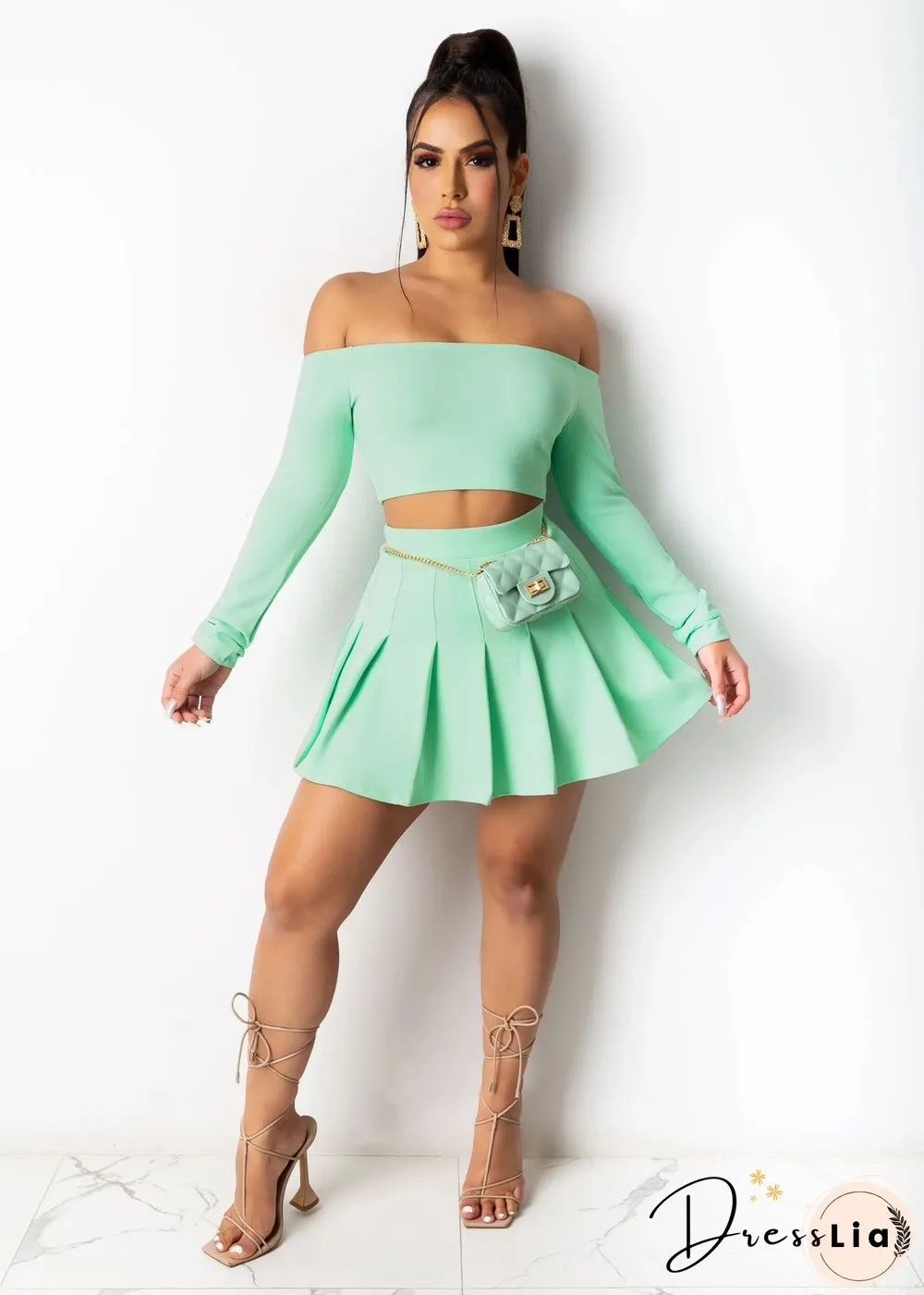 Sexy Off Shoulder Long Sleeve Crop Top Pleated Skirt 2 Piece Set