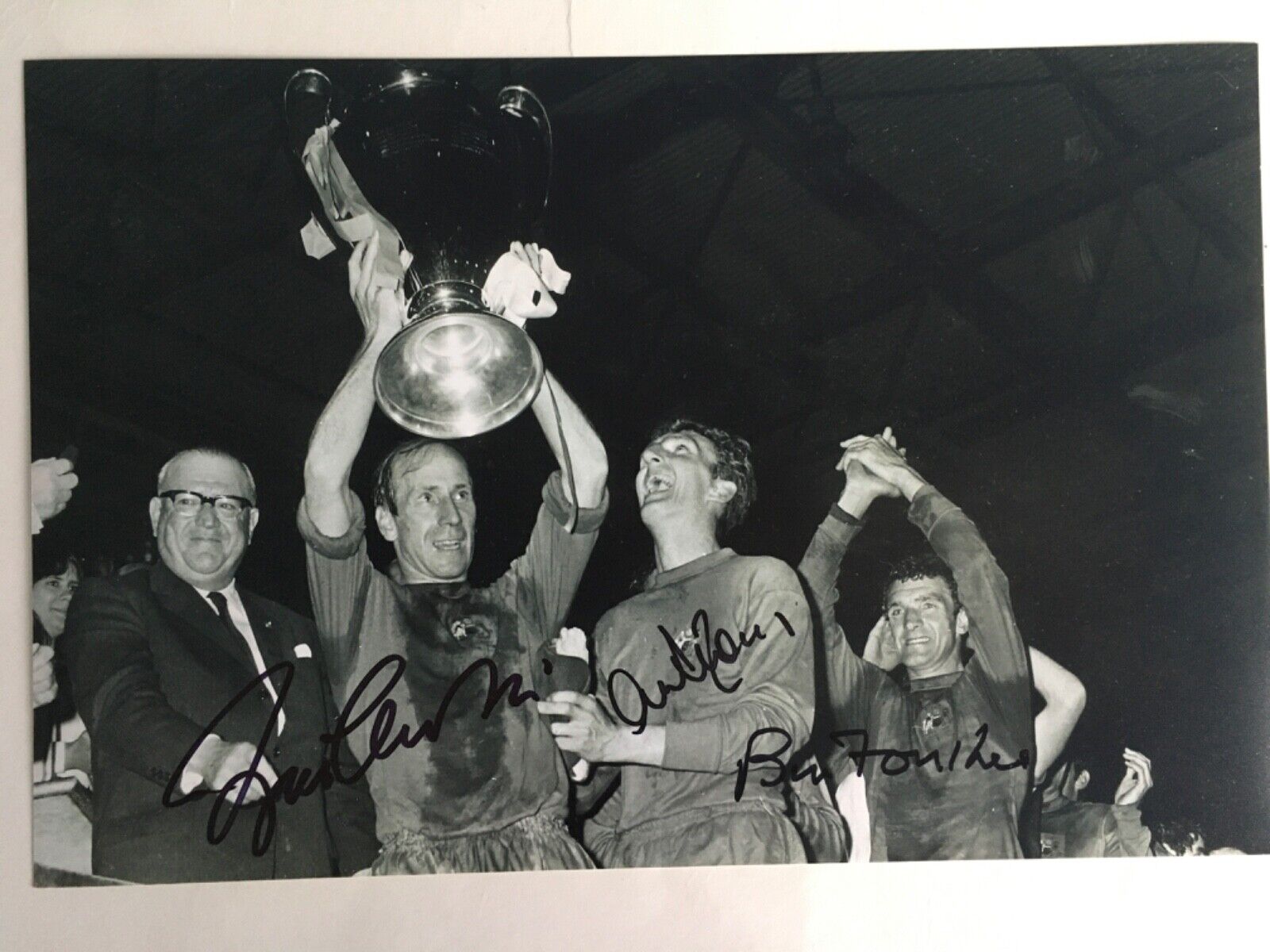 Man united legends Bob Charlton,Alex Stepney & Bill Foulkes Signed Photo Poster painting 12 x 8