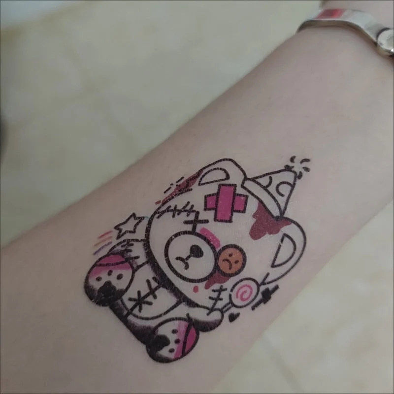 32pc/Set Dark Cartoon Bear Rabbit Tattoo Stickers Women Waterproof Black White Watercolor Art Fake Tattoo Arm Temporary Tattoo