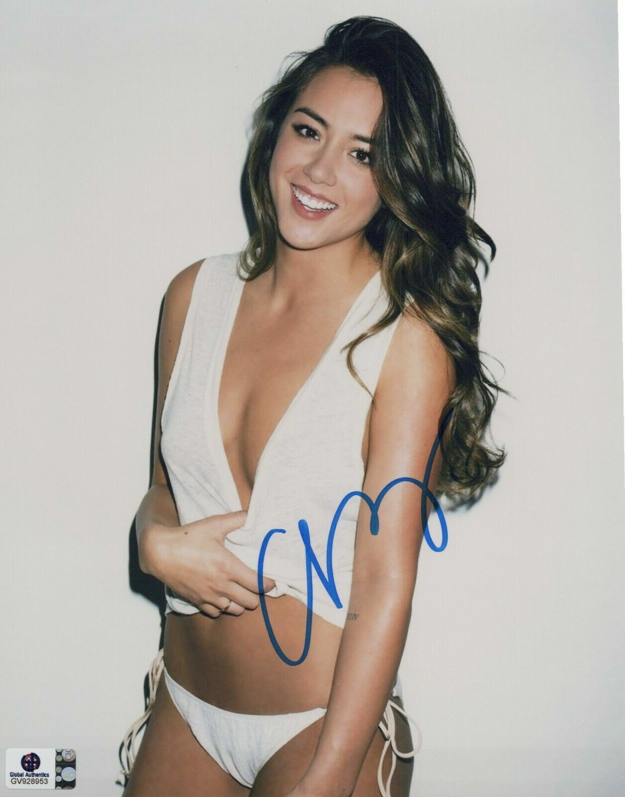 Chloe Bennet authentic signed autographed 8x10 Photo Poster paintinggraph GA COA