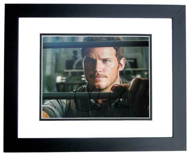 Chris Pratt Signed Jurrassic World 8x10 inch Photo Poster painting FRAMED - Parks and Recreation