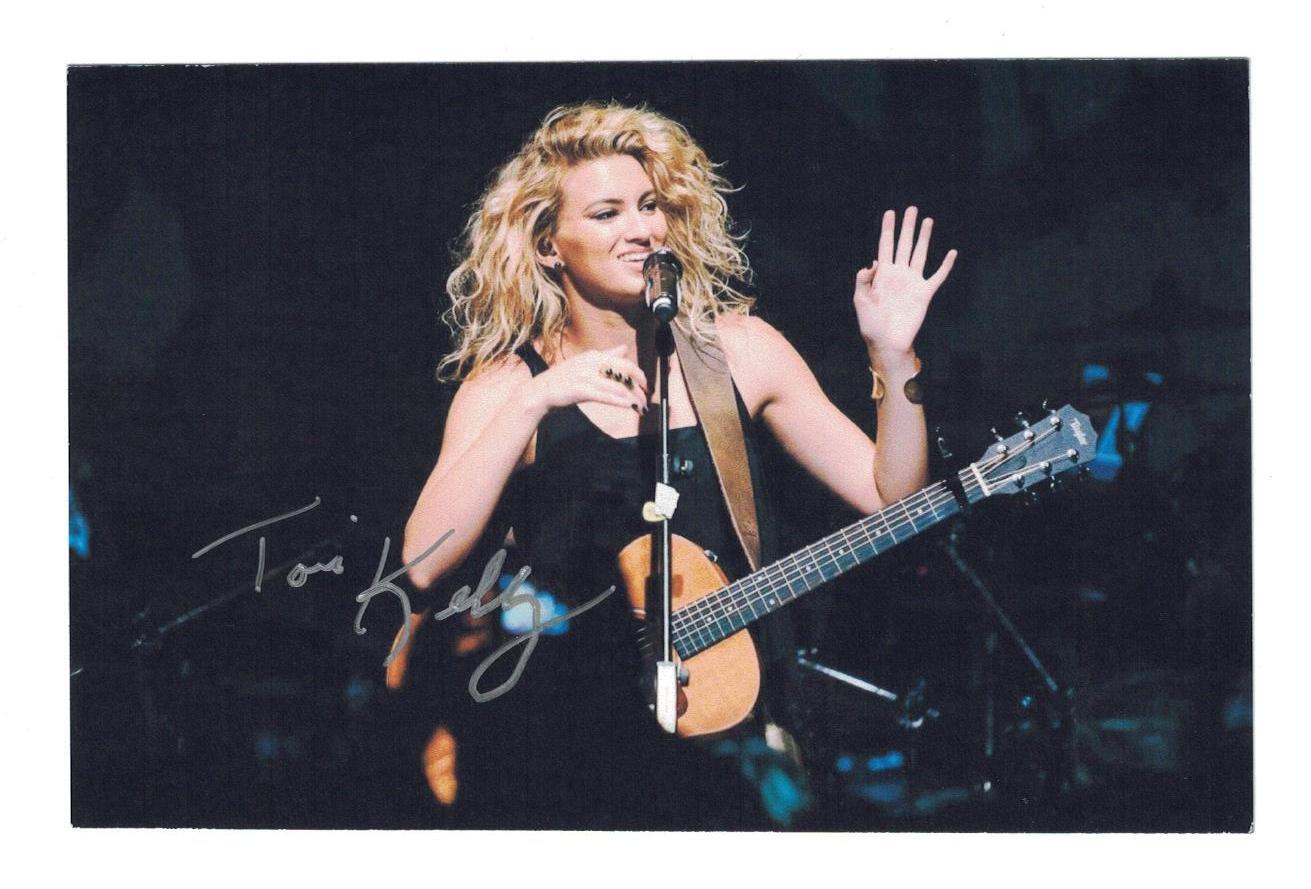Tori Kelly Signed Autographed 4x6 Photo Poster painting Actress Singer American Idol