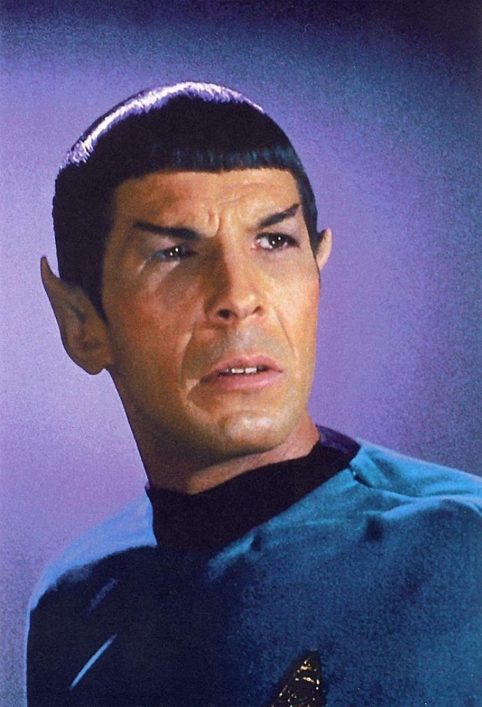 Leonard Nimoy 8x10 Picture Simply Stunning Photo Poster painting Gorgeous Celebrity #45