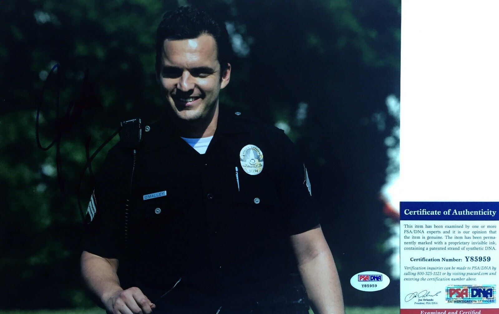 GREAT MOVIE!!! Jake Johnson FUNNY Signed LETS BE COPS 8x10 Photo Poster painting #3 PSA/DNA