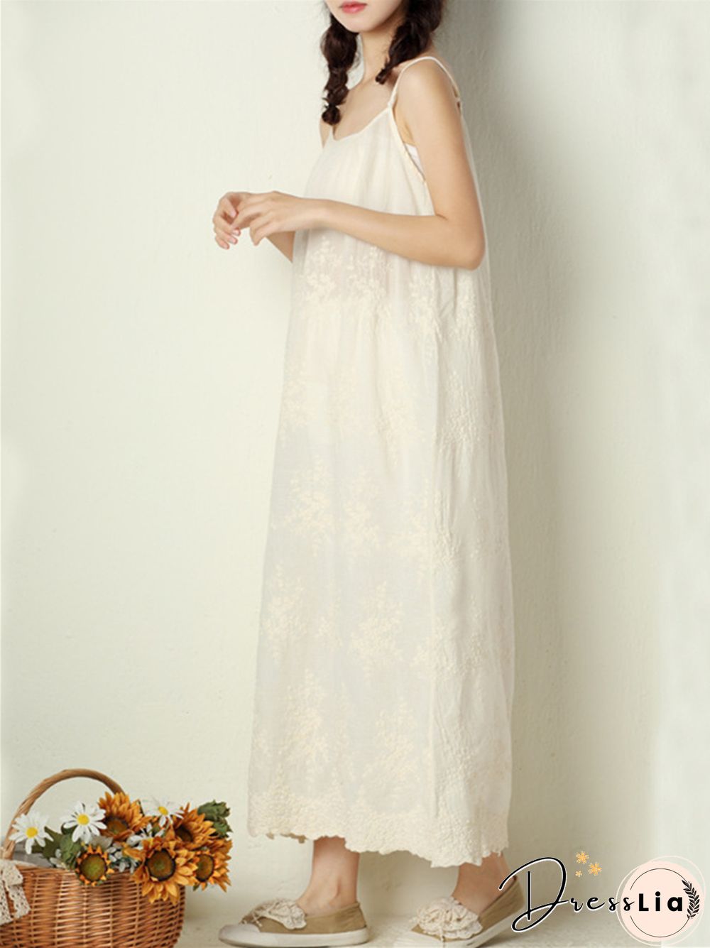 Fresh and Sweet Pure Color Dress Embroidered Loose Cotton Linen Skirt